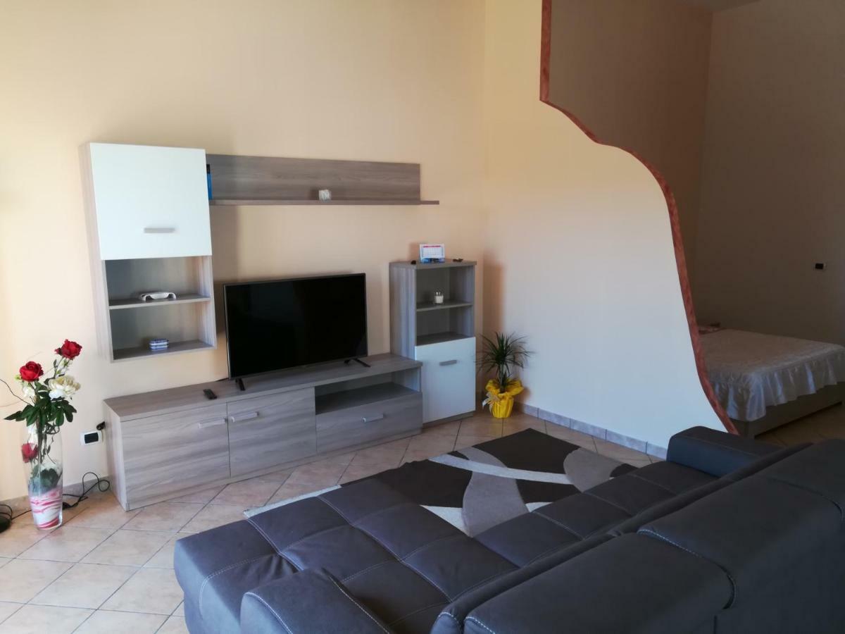 Dolce Casa Sara Villa Collemeto Eksteriør billede